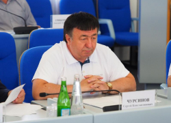 Депутат Сергей Чурсинов собирает подписи на очередное самовыдвижение через подчиненных в филиале «Газпрома» Депутат Сергей Чурсинов собирает подписи на очередное самовыдвижение через подчиненных в филиале «Газпрома»