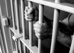 Ставропольский педофил проведет 13 лет в колонии за изнасилование несовершеннолетней Ставропольский педофил проведет 13 лет в колонии за изнасилование несовершеннолетней