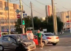 В Ставрополе по факту смертельной аварии на Доваторцев возбудили уголовное дело В Ставрополе по факту смертельной аварии на Доваторцев возбудили уголовное дело