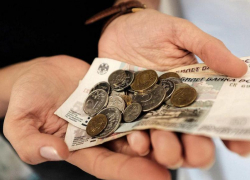 Меньше 10 тысяч рублей в месяц зарабатывают 14,7% ставропольцев Меньше 10 тысяч рублей в месяц зарабатывают 14,7% ставропольцев