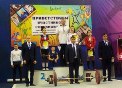 Ставропольская штангистка выиграла всероссийский турнир в Сукко Ставропольская штангистка выиграла всероссийский турнир в Сукко