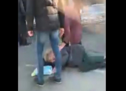 В Ставрополе машина сбила женщину В Ставрополе машина сбила женщину