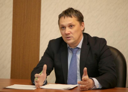 Мэр Пятигорска заработал более трёх миллионов рублей в должности замминистра Мэр Пятигорска заработал более трёх миллионов рублей в должности замминистра