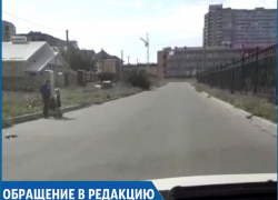 "Детям приходится идти в школу по проезжей части посреди "летающих" машин!" - жительница Ставрополя "Детям приходится идти в школу по проезжей части посреди "летающих" машин!" - жительница Ставрополя