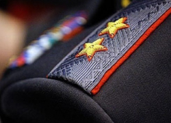 Сотрудница полиции за деньги пыталась устроить своего человека на службу Сотрудница полиции за деньги пыталась устроить своего человека на службу