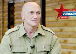 «Ангел русского духа»: Герой России Андрей Богатов впервые рассказал о легендарном подвиге и помощи защитникам Родины «Ангел русского духа»: Герой России Андрей Богатов впервые рассказал о легендарном подвиге и помощи защитникам Родины