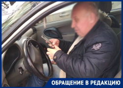 Ставропольский таксист зарабатывает на неправильно припаркованных автомобилях Ставропольский таксист зарабатывает на неправильно припаркованных автомобилях