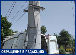 Жители переулка Одесский и проезда Сухумский в Ставрополе борются за снос 29 метровой вышки Жители переулка Одесский и проезда Сухумский в Ставрополе борются за снос 29 метровой вышки