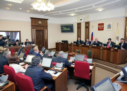 Депутаты Ставрополья считают, что им мешает работать аппарат Депутаты Ставрополья считают, что им мешает работать аппарат