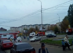 В Ставрополе обнаружили подозрительный пакет с торчащими проводами В Ставрополе обнаружили подозрительный пакет с торчащими проводами