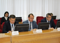На Ставрополье обновят парк коммунальной техники На Ставрополье обновят парк коммунальной техники