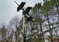 Более 9 миллионов рублей из бюджета Кисловодска уйдет на очередной ремонт мемориала «Журавли» Более 9 миллионов рублей из бюджета Кисловодска уйдет на очередной ремонт мемориала «Журавли»