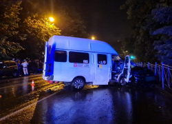 После ДТП с маршруткой в Железноводске перевозчику может грозить уголовное дело После ДТП с маршруткой в Железноводске перевозчику может грозить уголовное дело