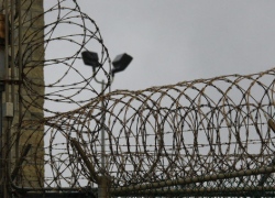 Сторож минераловодской школы подозревается в изнасиловании 6-летней девочки Сторож минераловодской школы подозревается в изнасиловании 6-летней девочки