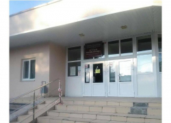 Пятигорчан возмутило объединение детской и студенческой поликлиник Пятигорчан возмутило объединение детской и студенческой поликлиник