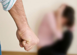 Жительница Ставрополья обвиняется в истязании своего 8-летнего сына Жительница Ставрополья обвиняется в истязании своего 8-летнего сына