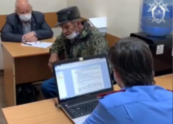 Ставропольский следком опубликовал видео допроса мужчины, бросившего гранату соседям Ставропольский следком опубликовал видео допроса мужчины, бросившего гранату соседям