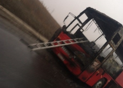 Пассажирский автобус загорелся на трассе «Ставрополь – Невинномысск» Пассажирский автобус загорелся на трассе «Ставрополь – Невинномысск»