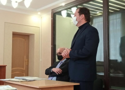 Максим Клетин пытается «увести» свое уголовное дело из Ленинского районного суда Ставрополя Максим Клетин пытается «увести» свое уголовное дело из Ленинского районного суда Ставрополя