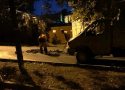 «Сначала ночью асфальт клали, теперь поднимают», - житель Ставрополя пожаловался на странных рабочих «Сначала ночью асфальт клали, теперь поднимают», - житель Ставрополя пожаловался на странных рабочих