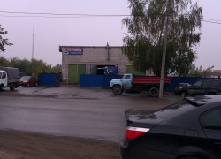 На КМВ работник автосервиса угнал машину у клиентки На КМВ работник автосервиса угнал машину у клиентки