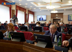 Владеющий наделами беднейший депутат думы Ставрополья заработал за год 41 тысячу рублей Владеющий наделами беднейший депутат думы Ставрополья заработал за год 41 тысячу рублей