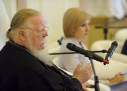 Протоиерей Дмитрий Смирнов назвал бэби-боксы оружием Запада Протоиерей Дмитрий Смирнов назвал бэби-боксы оружием Запада