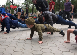 На Ставрополье был установлен рекорд по отжиманиям На Ставрополье был установлен рекорд по отжиманиям