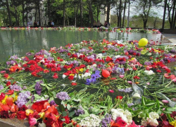 На Ставрополье накануне Дня Победы пьяный мужчина прыгнул в воду на мемориале На Ставрополье накануне Дня Победы пьяный мужчина прыгнул в воду на мемориале