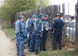 В Дагестане бандиты убили на глазах сына бывшего начальника полиции В Дагестане бандиты убили на глазах сына бывшего начальника полиции