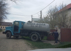 Креативные ассенизаторы заставили улыбнуться жителей Ставрополя Креативные ассенизаторы заставили улыбнуться жителей Ставрополя