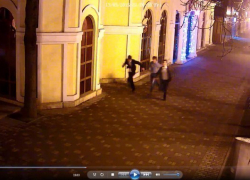 В Пятигорске компания из семерых парней убежала из кафе, не расплатившись В Пятигорске компания из семерых парней убежала из кафе, не расплатившись