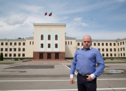 Эдуард Маршанкулов призвал переизбрать парламент в КЧР Эдуард Маршанкулов призвал переизбрать парламент в КЧР