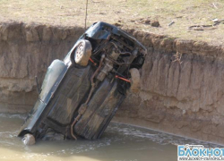 Ставропольские водолазы вытащили из реки угнанный автомобиль Ставропольские водолазы вытащили из реки угнанный автомобиль