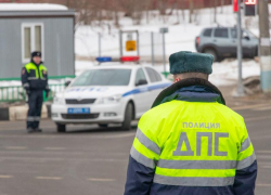На Ставрополье экс-сотрудник ГИБДД получил 470 тысяч рублей за покровительство перевозчиков На Ставрополье экс-сотрудник ГИБДД получил 470 тысяч рублей за покровительство перевозчиков