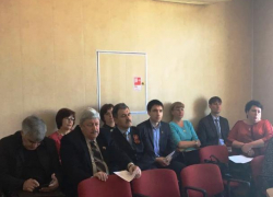 На Ставрополье депутаты временно прекратили бойкот На Ставрополье депутаты временно прекратили бойкот