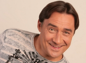 Актер Камиль Ларин побывал на премьере третьей части «О чем говорят мужчины» на Ставрополье Актер Камиль Ларин побывал на премьере третьей части «О чем говорят мужчины» на Ставрополье