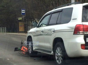 Джип наехал на подростка-велосипедиста на улице Лермонтова в Ставрополе Джип наехал на подростка-велосипедиста на улице Лермонтова в Ставрополе