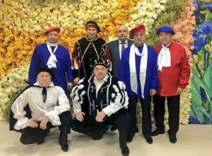 Фото губернатора Ставрополья и его замов в костюмах эпохи Возрождения произвели фурор в соцсетях Фото губернатора Ставрополья и его замов в костюмах эпохи Возрождения произвели фурор в соцсетях