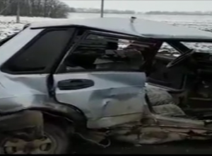 Тройное ДТП с пятью пострадавшими на Ставрополье попало на видео Тройное ДТП с пятью пострадавшими на Ставрополье попало на видео