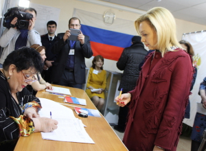 «Я уже проголосовала, а вы?»: вице-спикер Госдумы Ольга Тимофеева прилетела в Ставрополь проголосовать дома «Я уже проголосовала, а вы?»: вице-спикер Госдумы Ольга Тимофеева прилетела в Ставрополь проголосовать дома