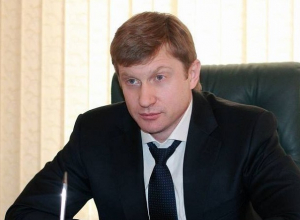 Министр Минстроя Васильев стал жертвой борьбы за дорогу до Сочи между Ставропольем и Карачаево-Черкессией , - политолог Министр Минстроя Васильев стал жертвой борьбы за дорогу до Сочи между Ставропольем и Карачаево-Черкессией , - политолог