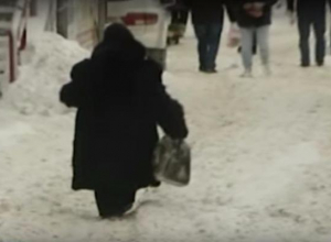 Нерасчищенные тротуары и дворы возмущают жителей Ставрополя Нерасчищенные тротуары и дворы возмущают жителей Ставрополя