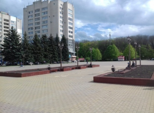 Прежде и теперь: подкова «на удачу» стоит на площади 200-летия в Ставрополе Прежде и теперь: подкова «на удачу» стоит на площади 200-летия в Ставрополе