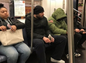 Юморист из Пятигорска Семен Слепаков объявил конкурс на самый смешной комментарий его фото в нью-йорском метро Юморист из Пятигорска Семен Слепаков объявил конкурс на самый смешной комментарий его фото в нью-йорском метро