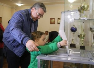 Губернатор Ставрополья проголосовал на выборах за будущее страны Губернатор Ставрополья проголосовал на выборах за будущее страны