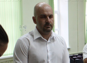 «Севшему» за секс с несовершеннолетней девушкой экс-депутату прибавили срок в Ставрополе «Севшему» за секс с несовершеннолетней девушкой экс-депутату прибавили срок в Ставрополе