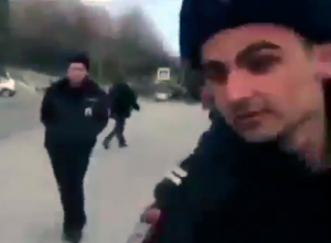За уличную потасовку с блогером двое полицейских получили 7 лет в Пятигорске За уличную потасовку с блогером двое полицейских получили 7 лет в Пятигорске