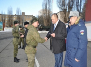 Ставропольские солдаты, побывавшие в Сирии, вернулись домой Ставропольские солдаты, побывавшие в Сирии, вернулись домой