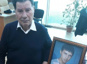 Вынесение приговора по делу убитого от рук «карателя» Леши Филиппова снова перенесли в Ставрополе Вынесение приговора по делу убитого от рук «карателя» Леши Филиппова снова перенесли в Ставрополе
